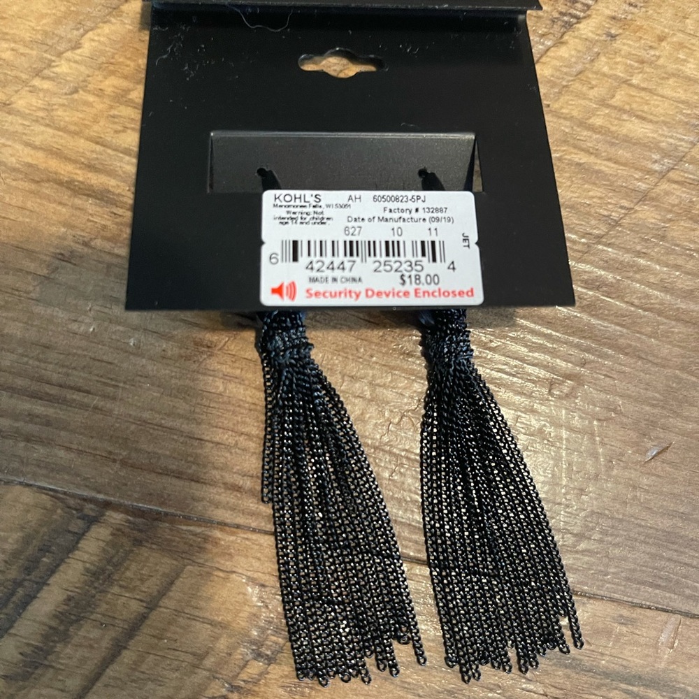 Vera Wang Earrings